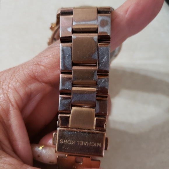 MK watch - Picture 4 of 6